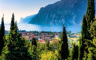 Jezioro Garda - Perła Wśród Gór
