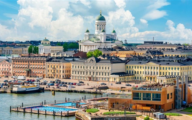 Baltic Tour samolotem
