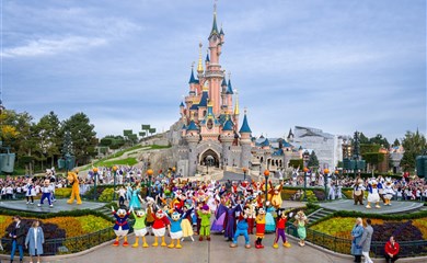 Paryż i Disneyland samolotem
